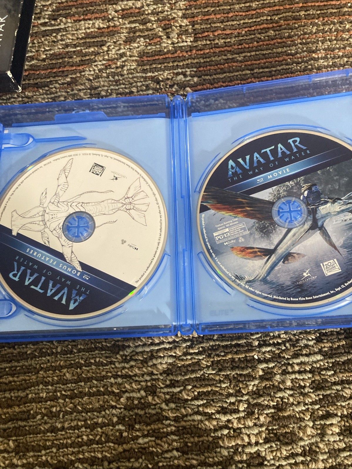Avatar (Extended 3 Discs Set) + Avatar The Way Of The Water (Bluray Lot)