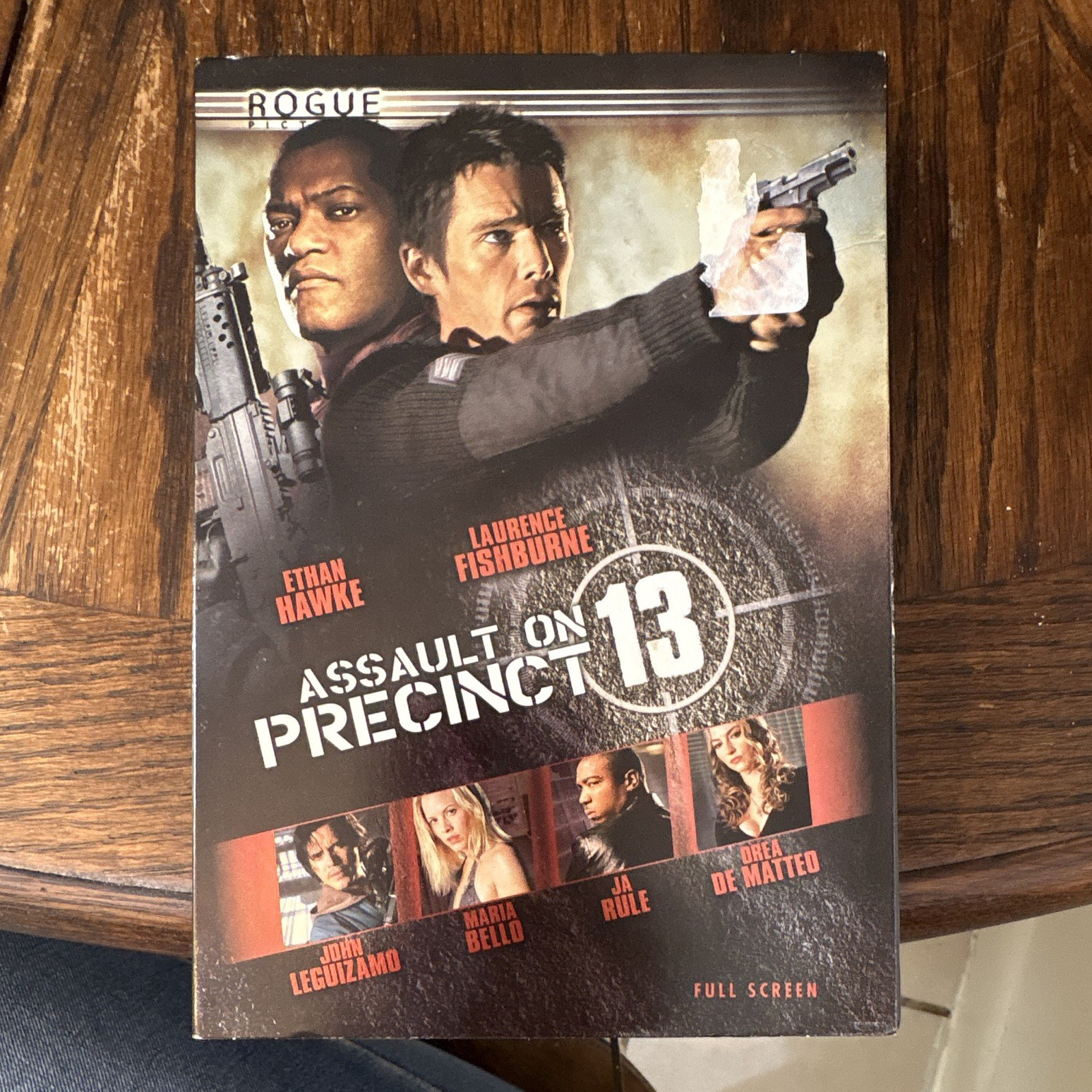 Universal Assault on Precinct 13 DVD (2005) R Full Screen Sub EN/FR/ES 109m