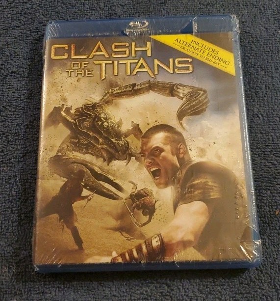 CLASH OF THE TITANS – Sam Worthington SLIPCOVER + DVD + BLU-RAY
